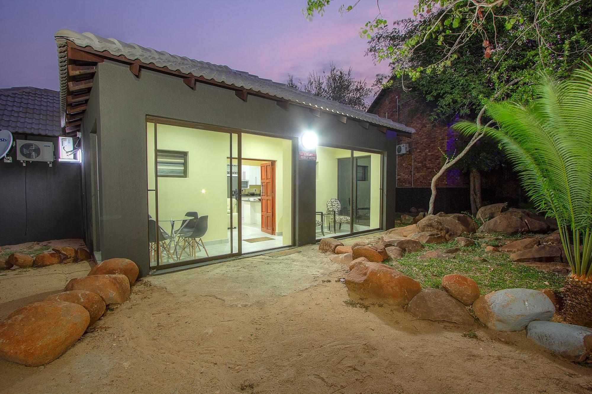 Royal Marlothi Kruger Safari Lodge And Spa Marloth Park Ngoại thất bức ảnh